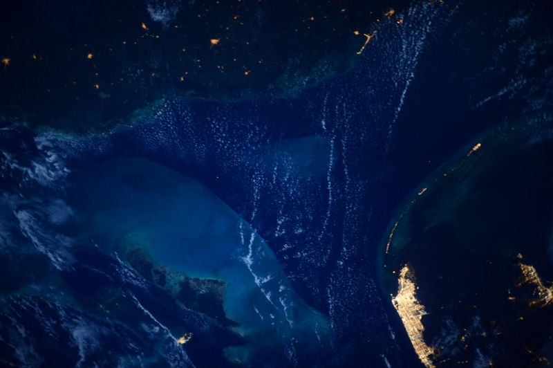 Illustration for article titled Relax In The Simple Beauty Of Our Planet In These Astronaut Photos